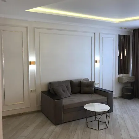 студия,с прямым видом на море! в аркадии.на каманина! Διαμέρισμα Οδησσός