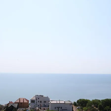 Διαμέρισμα студия,с прямым видом на море! в аркадии.на каманина!