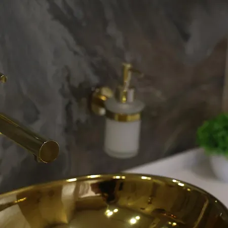 студия,с прямым видом на море! в аркадии.на каманина! Διαμέρισμα *