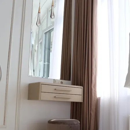 студия,с прямым видом на море! в аркадии.на каманина! *